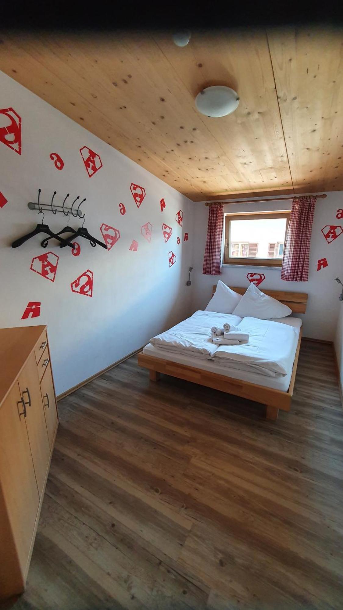 Alpking Hostel Элльмау Экстерьер фото